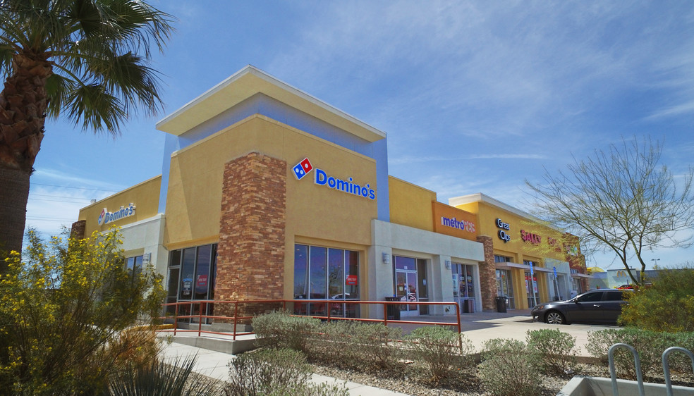 12274 Palmdale Rd, Victorville, CA for lease - Building Photo - Image 1 of 13