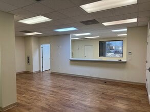 139 S Pebble Beach Blvd, Sun City Center, FL for lease Interior Photo- Image 2 of 17