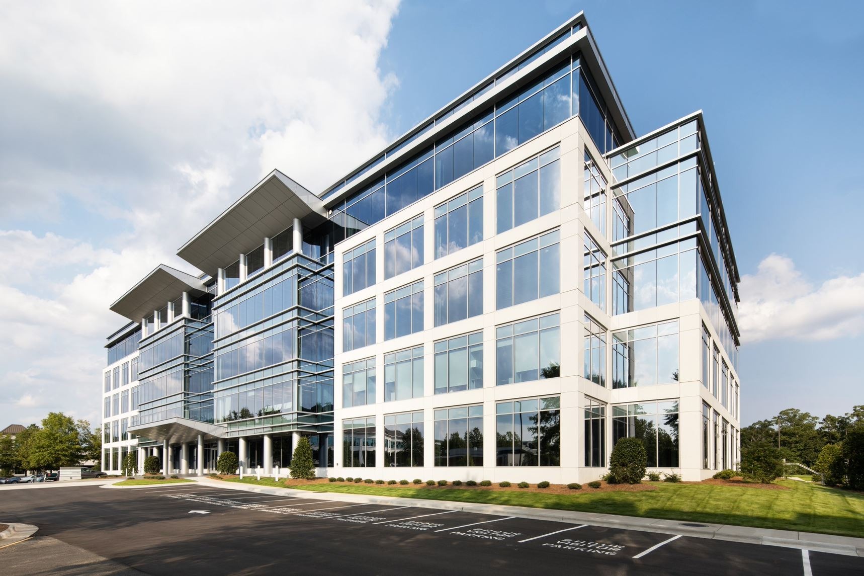 5000 Centregreen Way, Cary, NC for lease Building Photo- Image 1 of 2