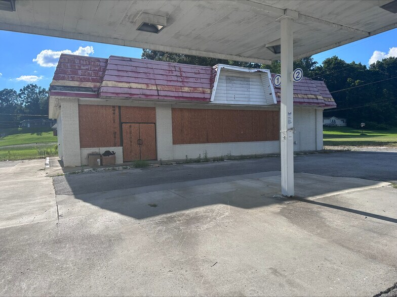 2800 S Dixie Rd, Dalton, GA 30720