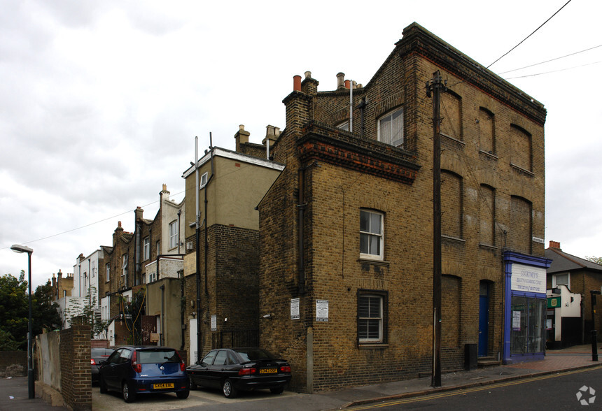 68-74 High St, London for sale - Primary Photo - Image 1 of 1