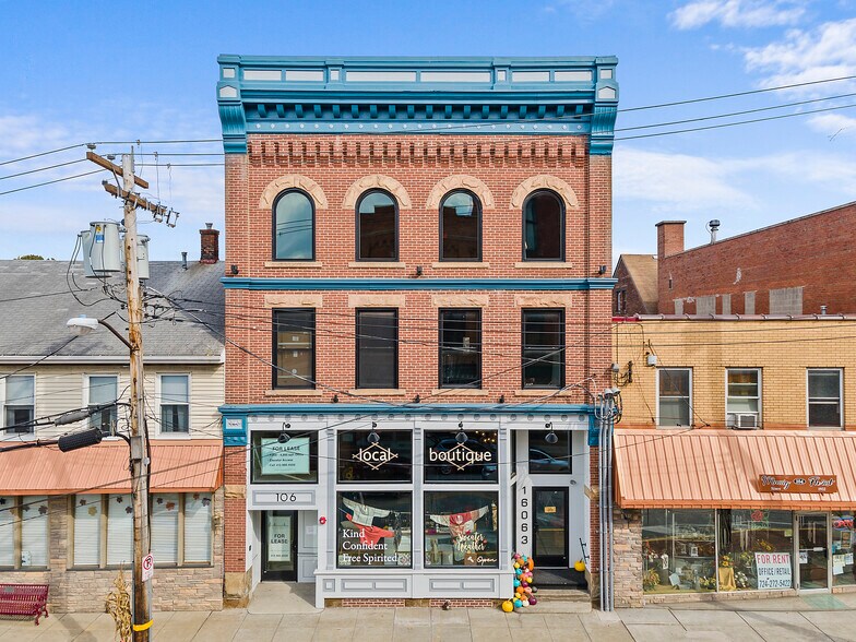 106 N Main St, Zelienople, PA 16063