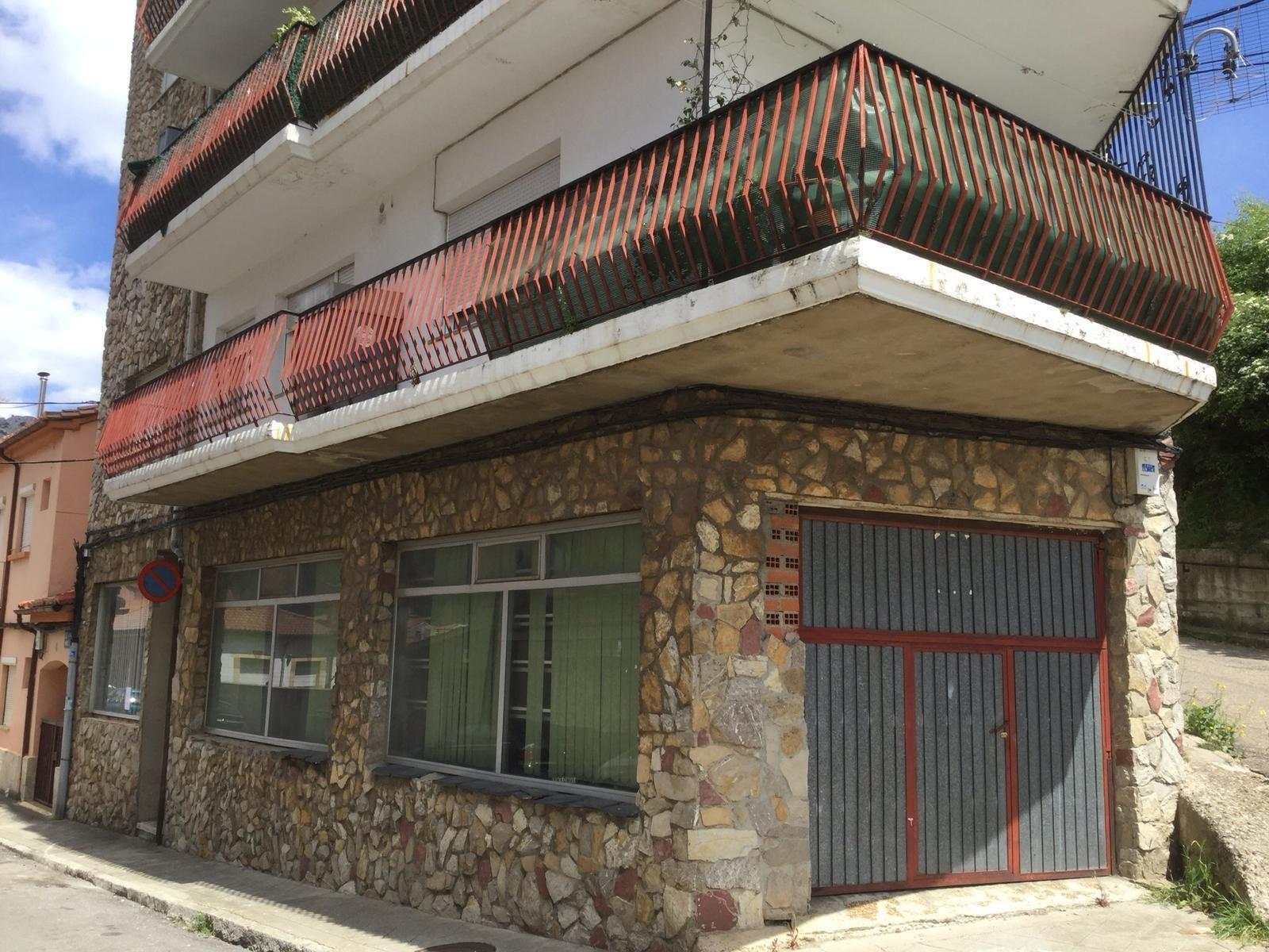 Retail in Cistierna, León for sale Building Photo- Image 1 of 10