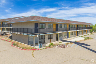 Gazelle Stay Studio Motel | Prominent Signage - Parking Garage