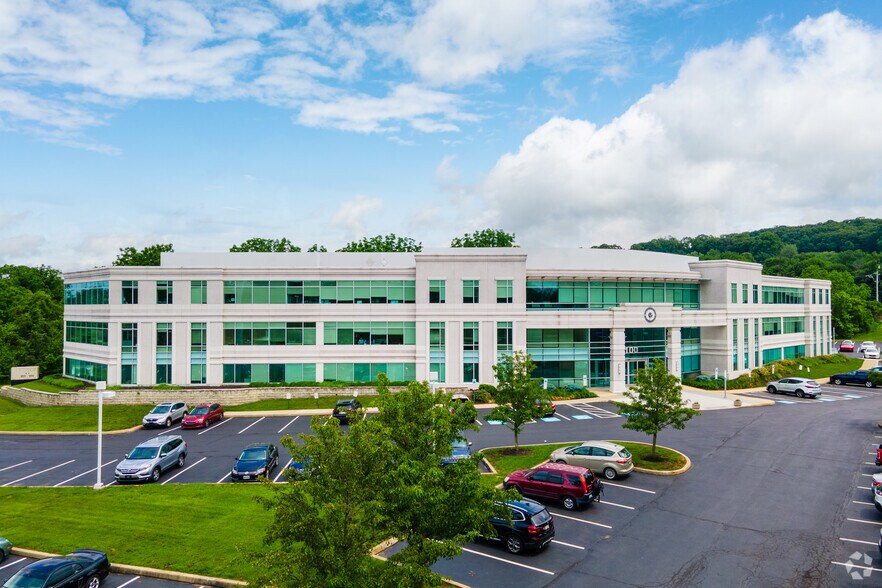100 Deerfield Ln, Malvern, PA 19355 Malvern Executive Center