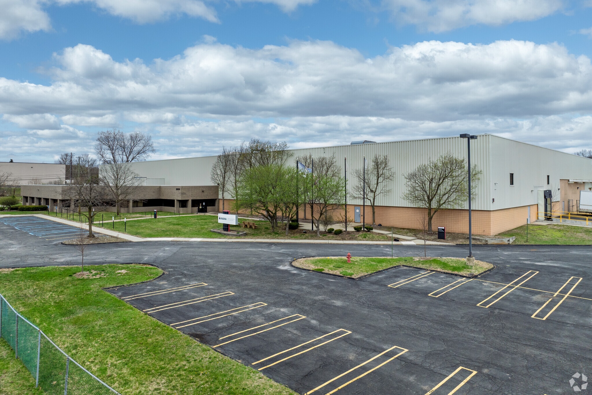 3800 Lapeer Rd, Auburn Hills, MI for sale Primary Photo- Image 1 of 1