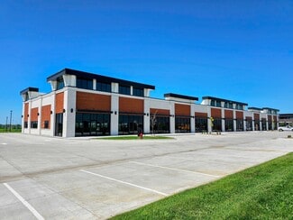 More details for 825 NE Gateway Dr, Grimes, IA - Retail for Sale