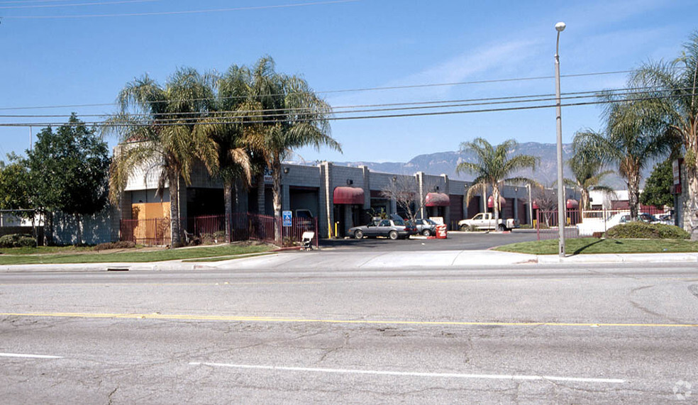 1180 E 9th St, San Bernardino, CA for lease - Building Photo - Image 2 of 17