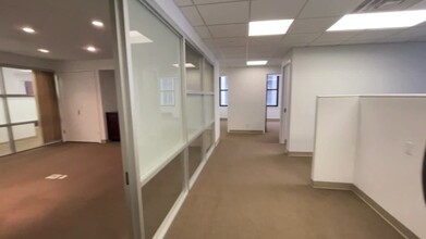 425 Madison Ave, New York, NY for lease - Commercial Listing Video 