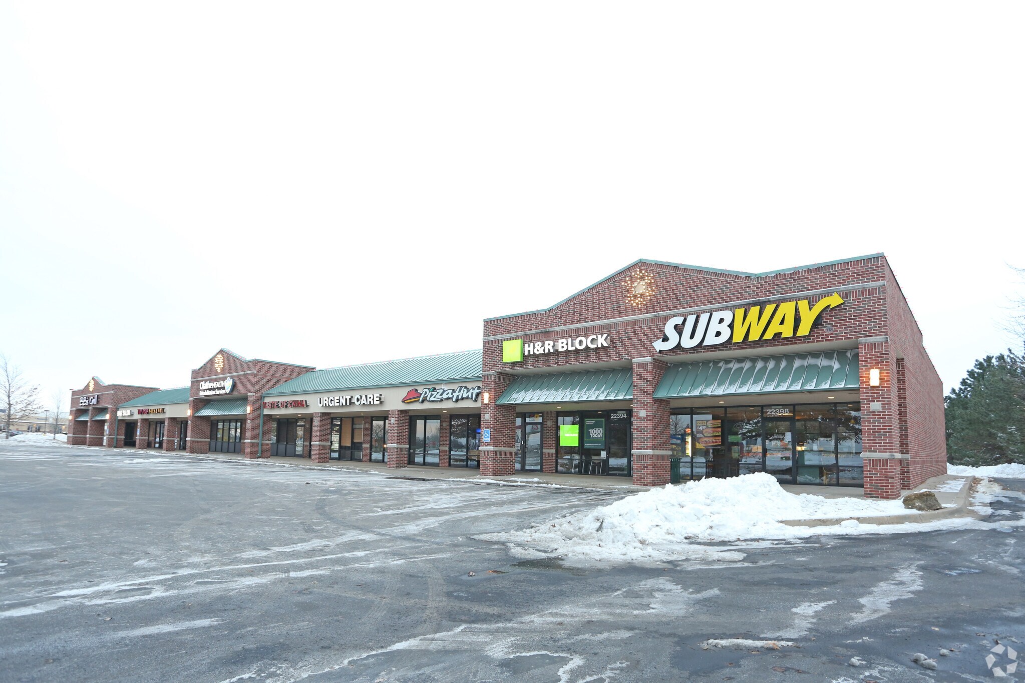 22360-22398 S Harrison St, Spring Hill, KS for sale Primary Photo- Image 1 of 1