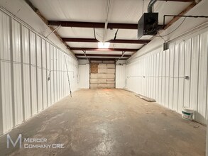 8001 N Classen Blvd, Oklahoma City, OK for lease Building Photo- Image 2 of 3
