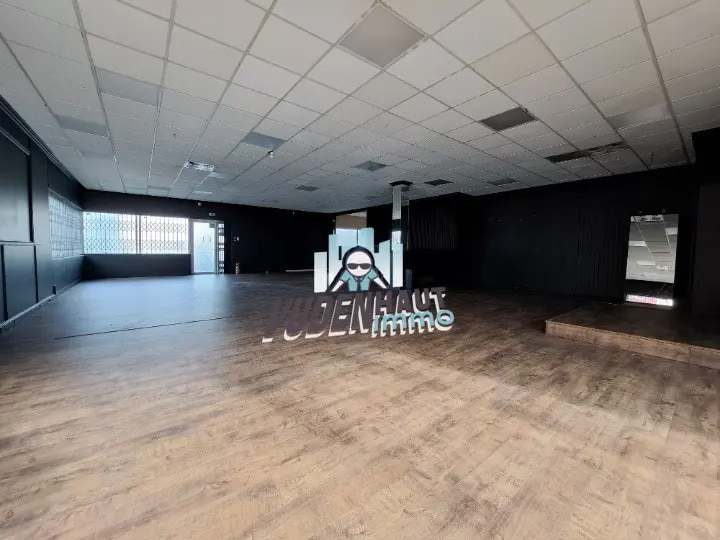 Retail in Portet-sur-Garonne for lease - Interior Photo - Image 2 of 10