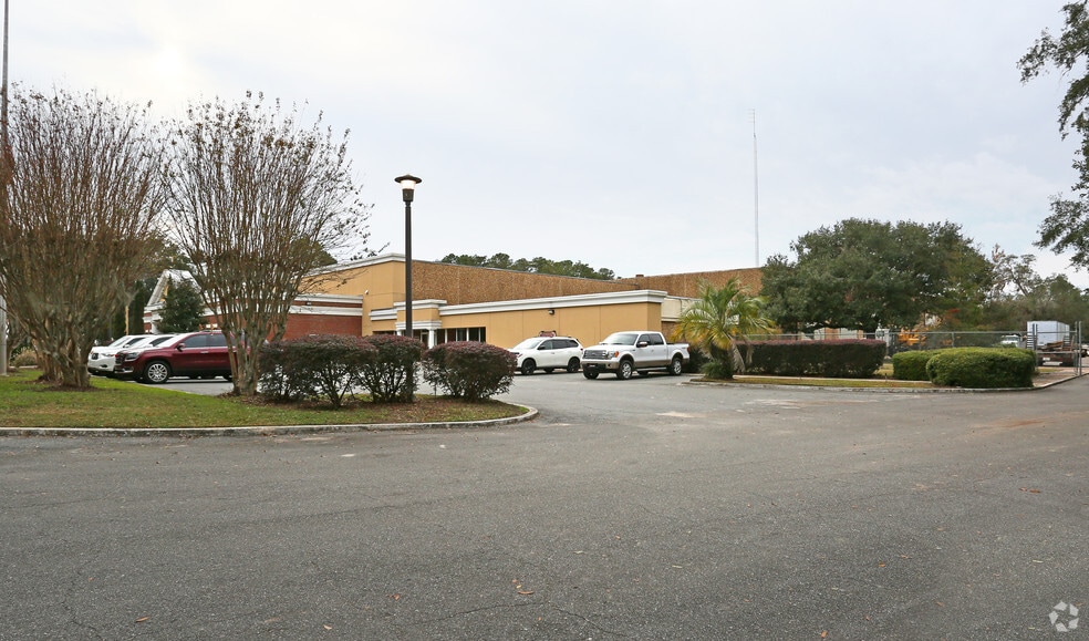 4708 NW Capital Cir NW, Tallahassee, FL for sale - Building Photo - Image 3 of 33