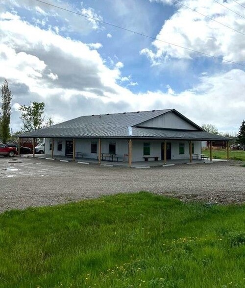 50 N Main St, Hill Spring, AB for sale - Building Photo - Image 2 of 2