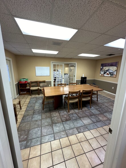 221 E Main St, Apopka, FL for sale - Building Photo - Image 1 of 8