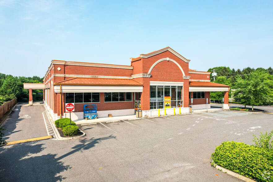 2099 N Black Horse Pike, Williamstown, NJ for sale - Building Photo - Image 1 of 1