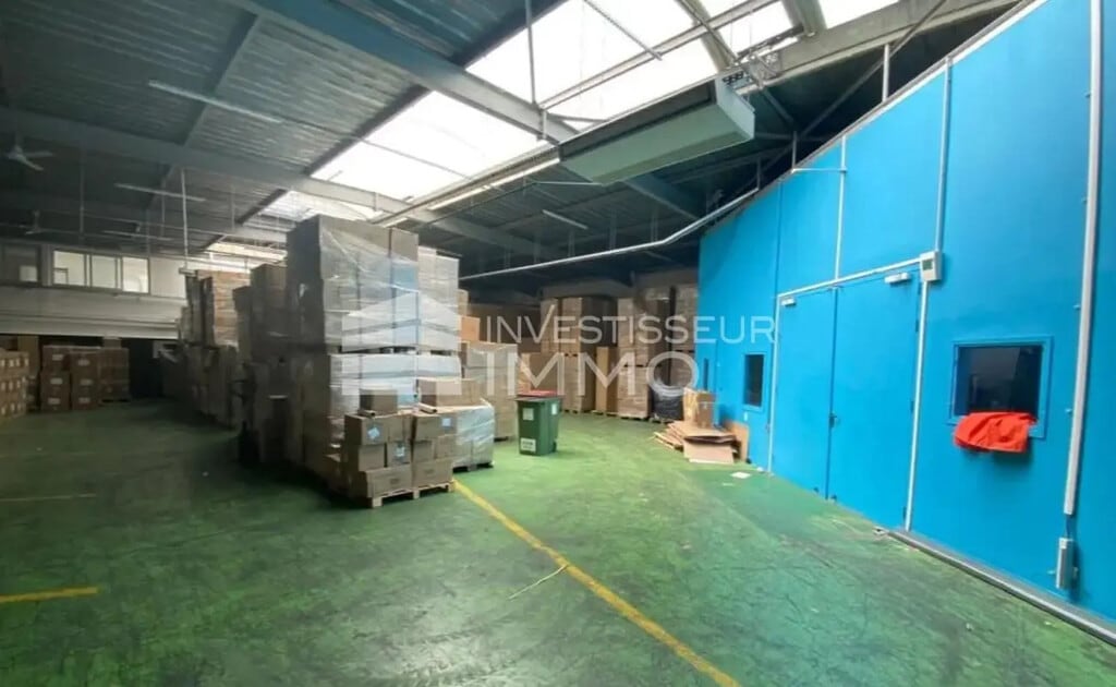Location Local d'activités 96 m² à 871 m² - Photo 1