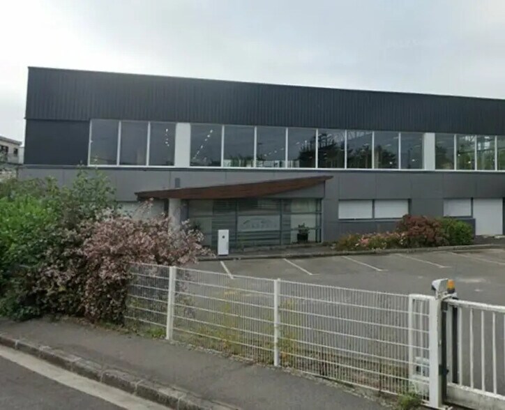 Industrial in Brest for sale - Building Photo - Image 1 of 12