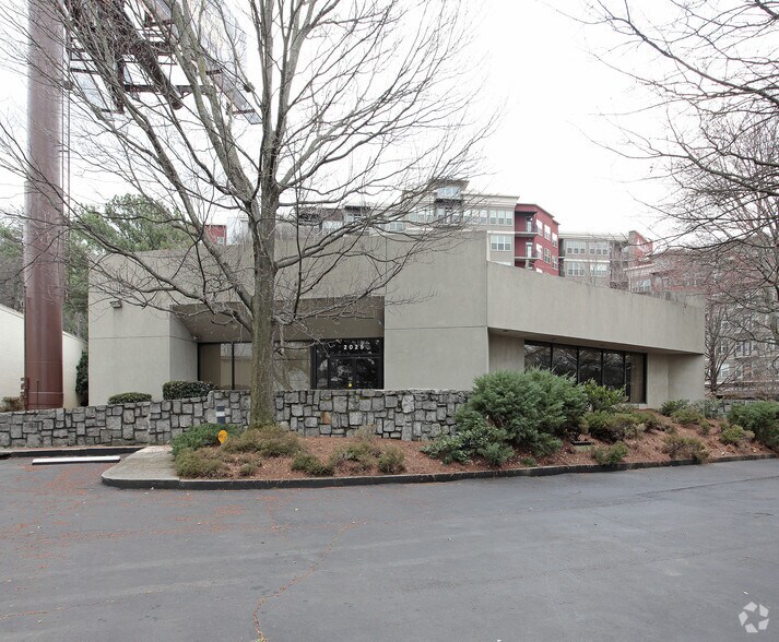 2021-2025 Monroe Dr NE, Atlanta, GA for sale - Primary Photo - Image 1 of 1