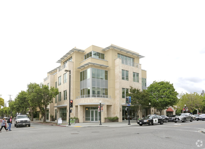 605 Castro St, Mountain View, CA for lease - Building Photo - Image 1 of 7