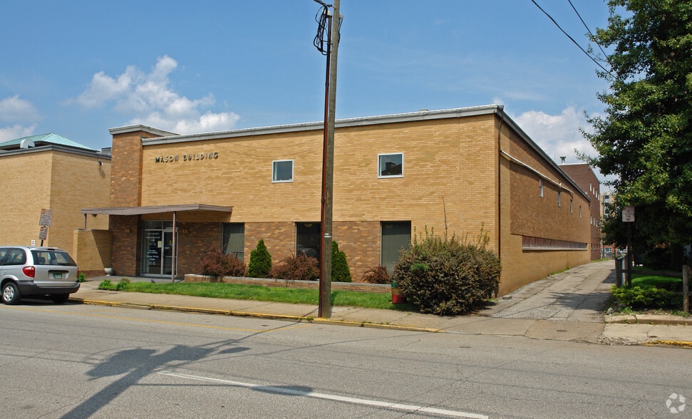 1206 Quarrier St, Charleston, WV for lease - Building Photo - Image 2 of 14