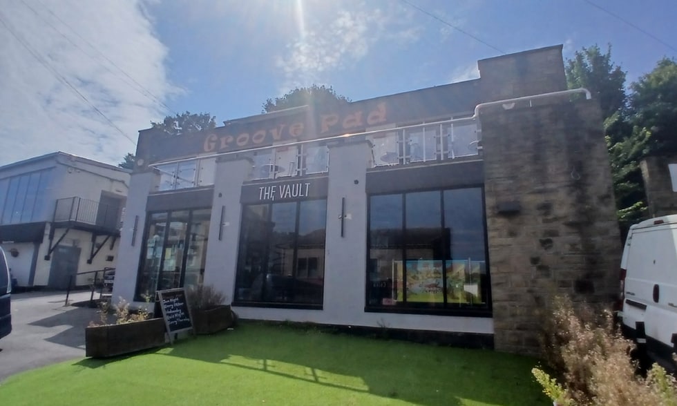 48 Saltaire Rd, Shipley for sale - Building Photo - Image 2 of 5