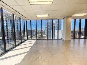 515 Congress Ave, Austin, TX for lease Interior Photo- Image 1 of 5