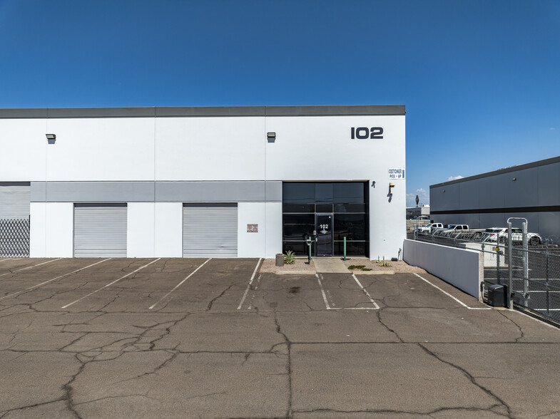 102 W Watkins St, Phoenix, AZ for lease - Building Photo - Image 2 of 5