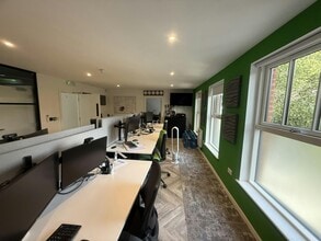 2A Addison Rd, Hove for lease Interior Photo- Image 2 of 4