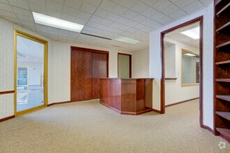 2370 S Linden Rd, Flint, MI for lease Interior Photo- Image 2 of 14