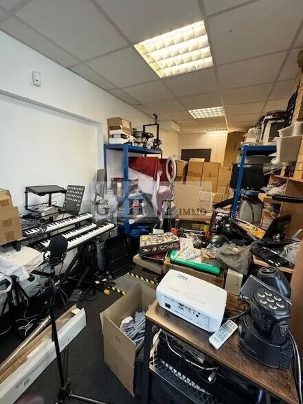 Office in Serris for sale - Interior Photo - Image 3 of 4