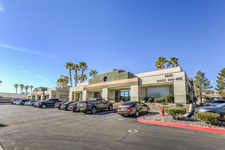 2685 S Rainbow Blvd, Las Vegas, NV for lease - Building Photo - Image 1 of 9