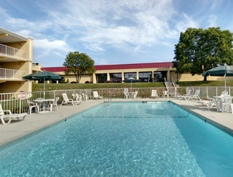 484 Moody Dr, Maysville, KY for sale - Primary Photo - Image 1 of 15