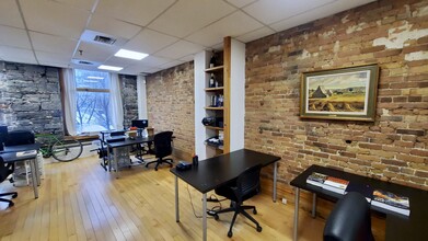 430 Rue Sainte-Hélène, Montréal, QC for lease Interior Photo- Image 2 of 8