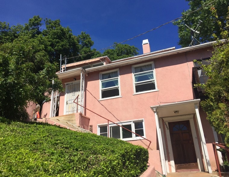 3901 De Longpre Ave, Los Angeles, CA for sale - Building Photo - Image 2 of 6