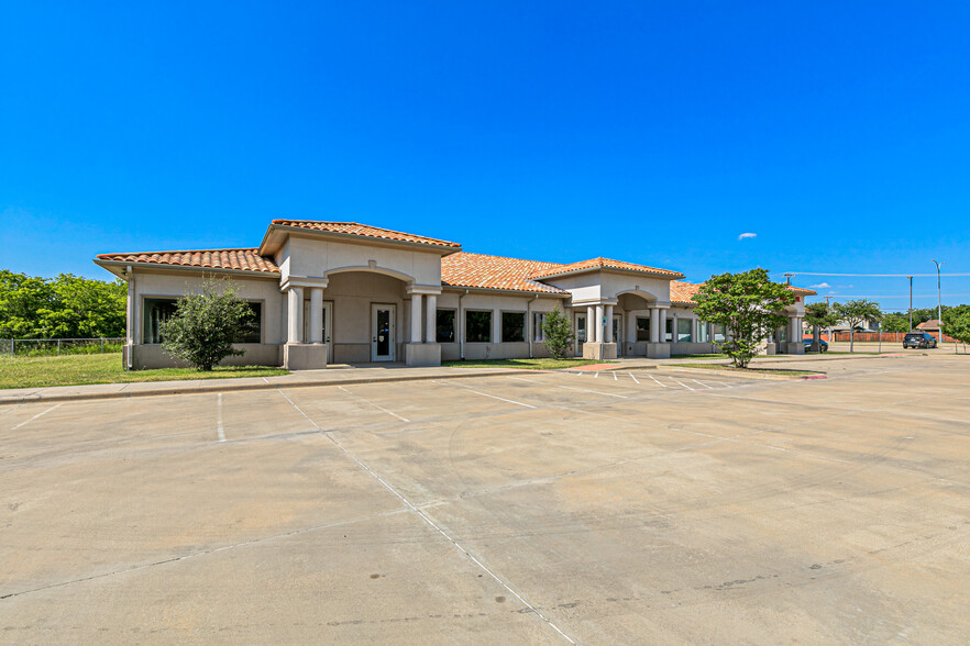 7570 N Beach St, Fort Worth, TX for sale - Building Photo - Image 1 of 1