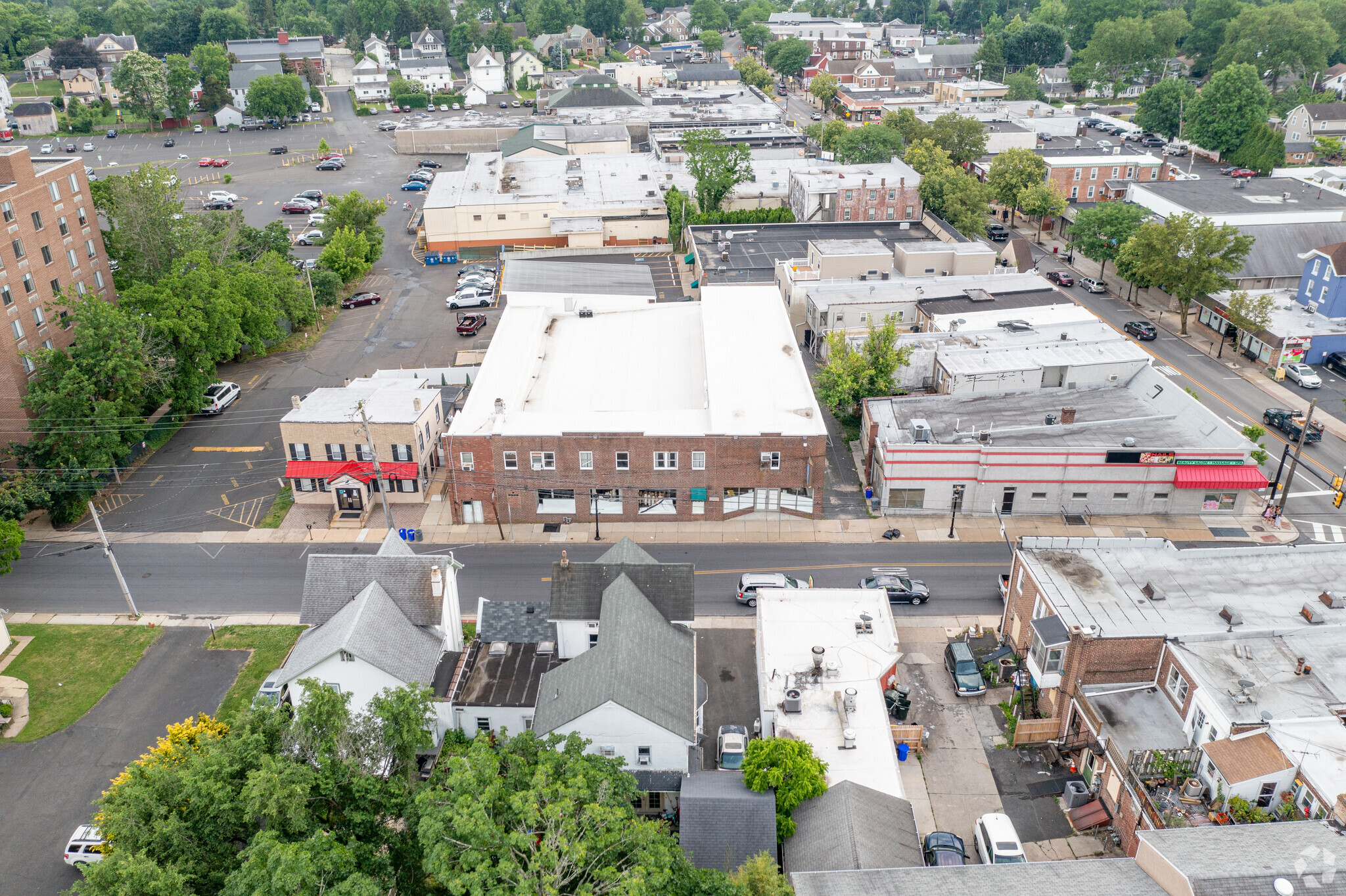 14 E Moreland Ave, Hatboro, PA for sale Primary Photo- Image 1 of 8