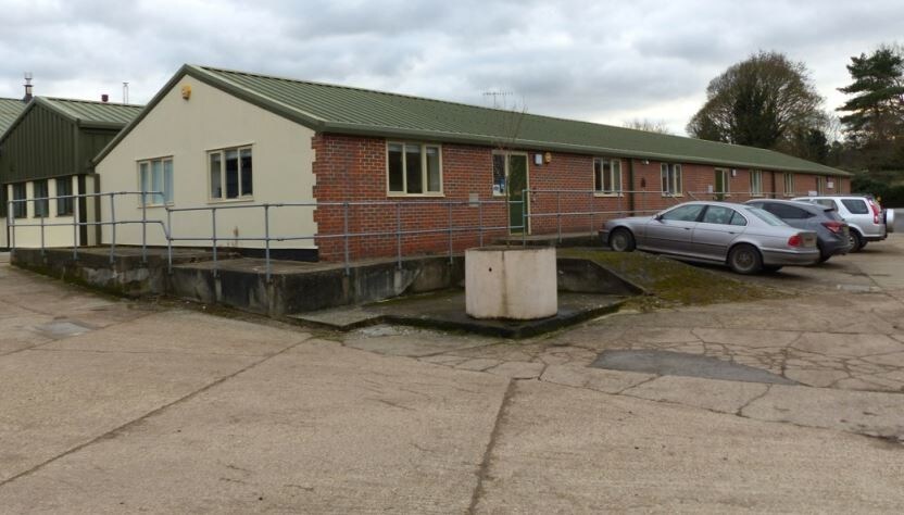 Unit 1 Brewer St, Bletchingley for sale - Primary Photo - Image 1 of 1