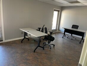 360 Graham Rd, College Station, TX for lease Interior Photo- Image 1 of 1