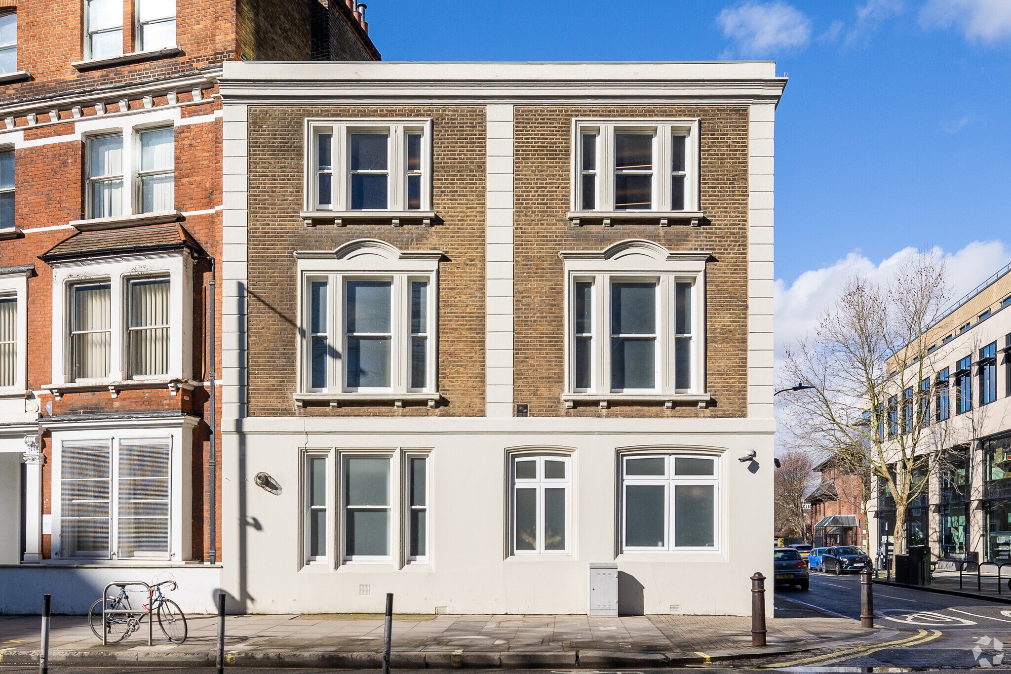 182 Hammersmith Rd, London for sale Primary Photo- Image 1 of 1