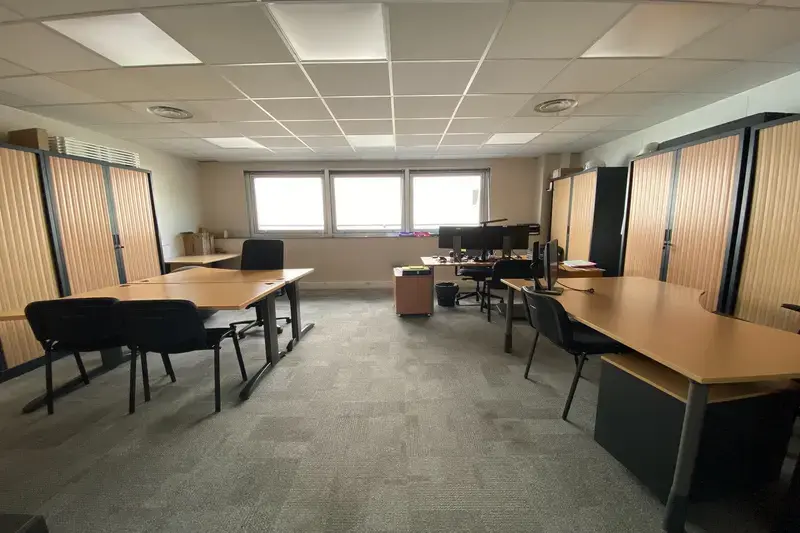 Office in Montpellier for lease Interior Photo- Image 1 of 5