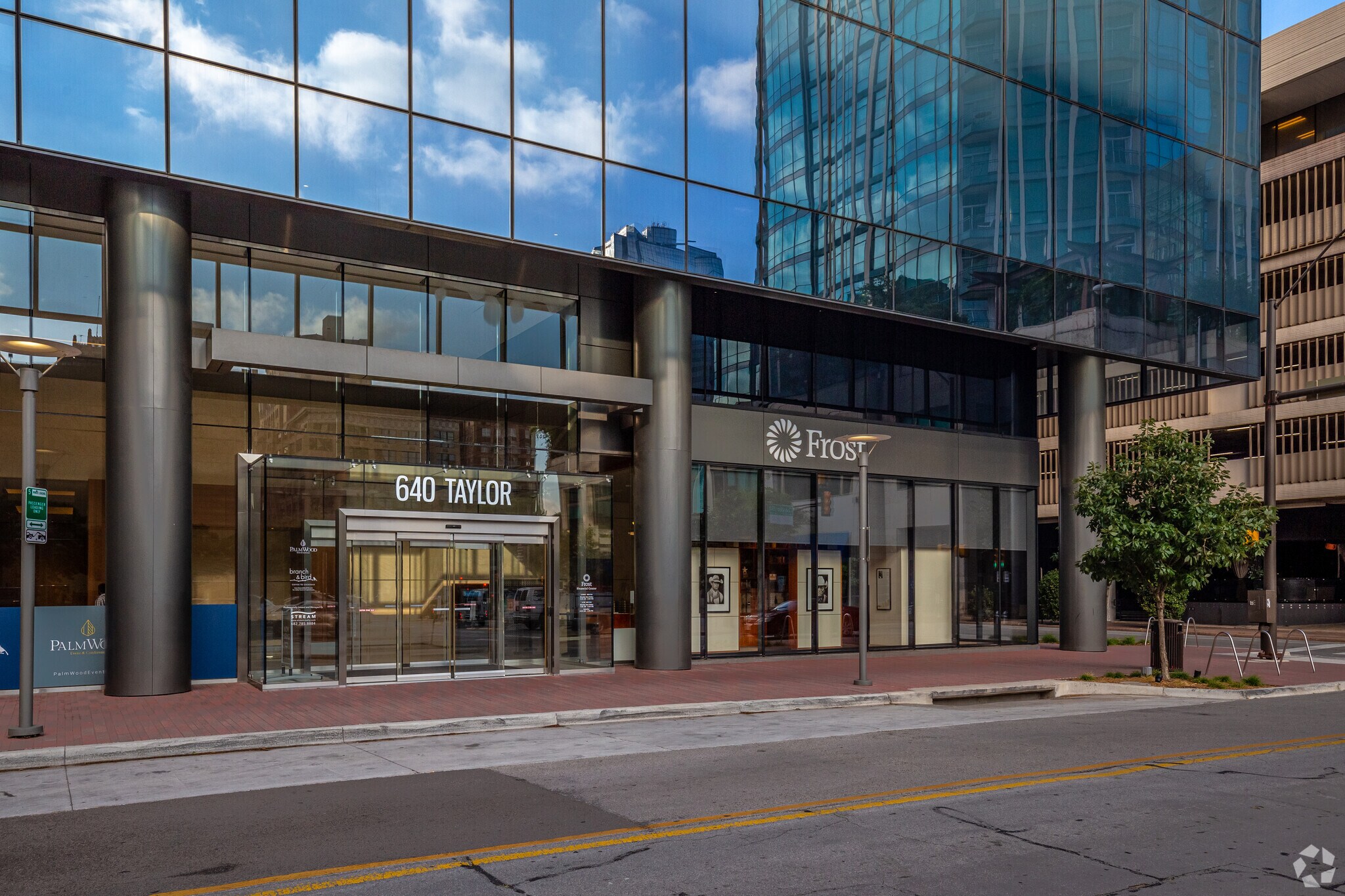 640 Taylor St, Fort Worth, TX 76102 Retail for Lease