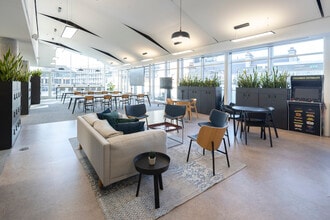 7 Bishopsgate, London for lease Interior Photo- Image 1 of 21