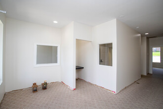 113 Mill Place Pky, Verona, VA for lease Interior Photo- Image 2 of 21