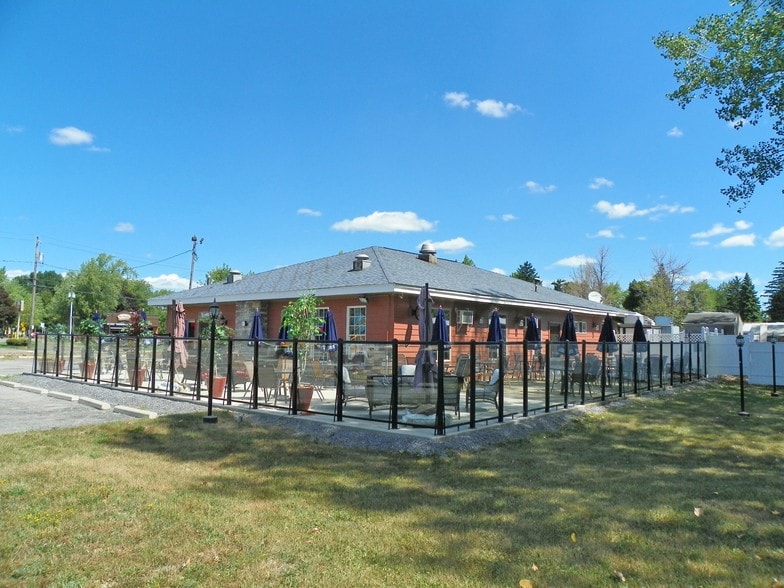 5389 Genesee St, Lancaster, NY for lease - Building Photo - Image 2 of 9