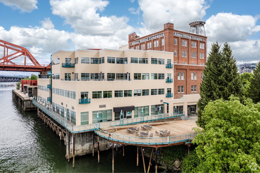 1200 NW Naito Pky, Portland, OR for lease - Building Photo - Image 2 of 8