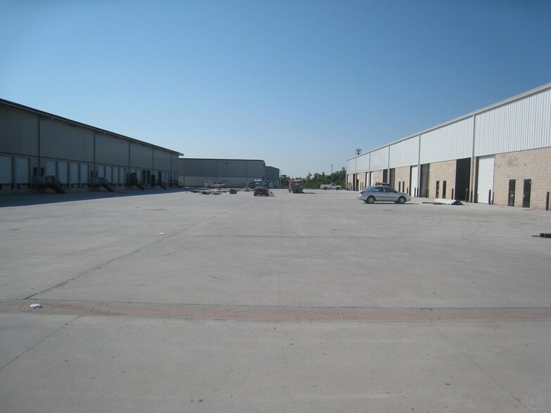 11334 Boggy Creek Rd, Orlando, FL 32824