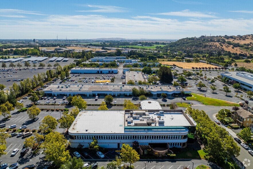 220 Campus Ln, Fairfield, CA for lease - Aerial - Image 3 of 21