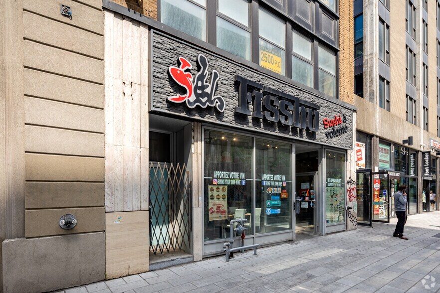 537 Rue Sainte-Catherine O, Montréal, QC for sale - Building Photo - Image 3 of 7