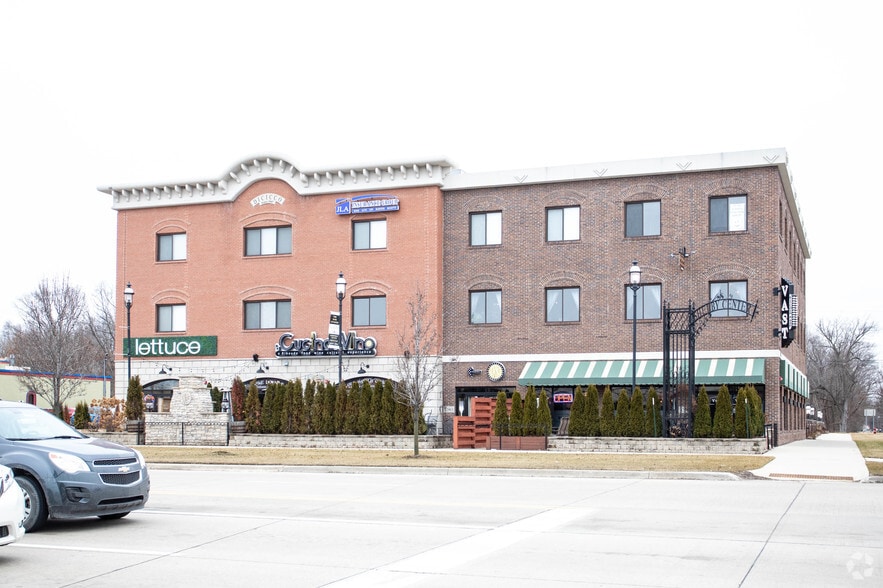 52957-52975 Van Dyke Ave, Shelby Township, MI for lease - Building Photo - Image 2 of 3